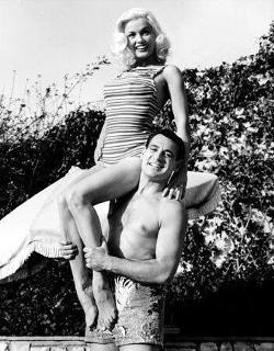 Mamie Van Doren feet photo 7