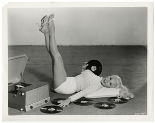 Mamie Van Doren feet photo 2
