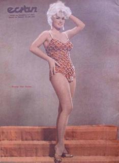 Mamie Van Doren feet photo 10