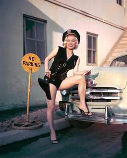 Mamie Van Doren feet photo 12