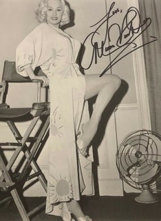 Mamie Van Doren feet photo 4