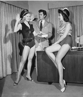 Mamie Van Doren feet photo 4