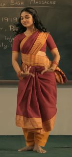 Mamitha Baiju feet photo 3