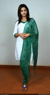 Mamta Mohandas feet photo thumbnail