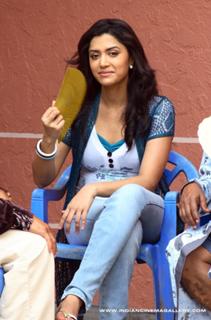 Mamta Mohandas feet photo thumbnail