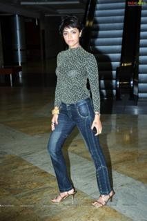 Mamta Mohandas feet photo thumbnail