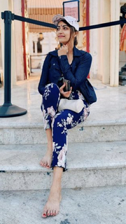 Mamta Mohandas feet photo thumbnail