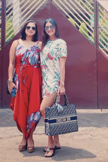 Mamta Mohandas feet photo thumbnail