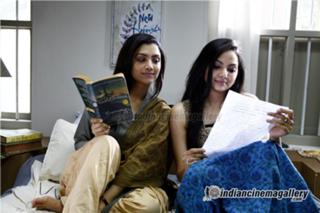 Mamta Mohandas feet photo thumbnail