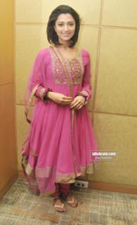 Mamta Mohandas feet photo thumbnail