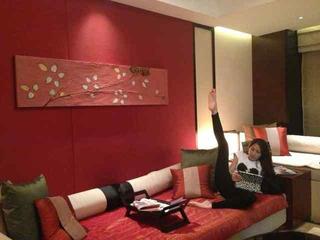 Man-Chi Chan feet photo 10