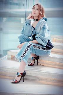 Man-Chi Chan feet photo 18