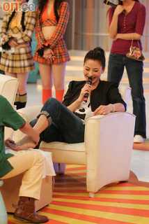 Man-Kei Chow feet photo 17