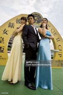 Man-Kei Chow feet photo 4