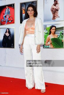 Mandana Karimi feet photo 11