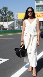 Mandeep Dhillon feet photo 3