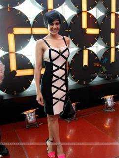 Mandira Bedi feet photo 3