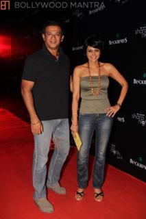 Mandira Bedi feet photo 16