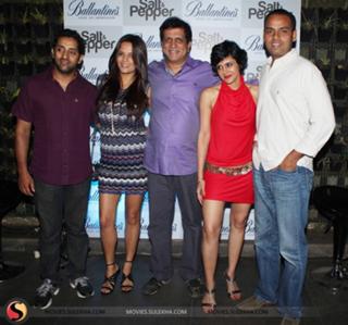 Mandira Bedi feet photo 14