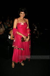 Mandira Bedi feet photo 2