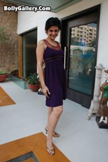 Mandira Bedi feet photo 13