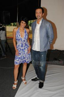 Mandira Bedi feet photo 17