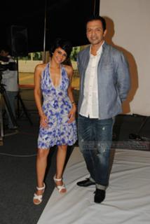 Mandira Bedi feet photo 15