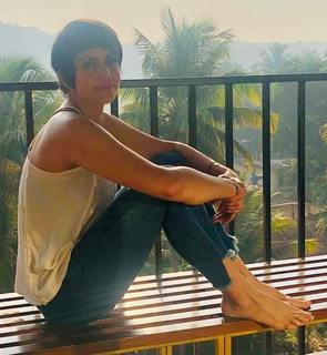 Mandira Bedi feet photo 15