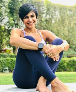 Mandira Bedi feet photo 6