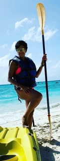 Mandira Bedi feet photo 16