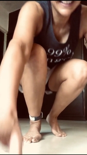 Mandira Bedi feet photo 5