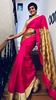 Mandira Bedi feet photo 17