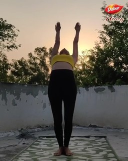 Mandira Bedi feet photo 12