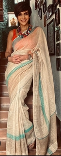 Mandira Bedi feet photo 3