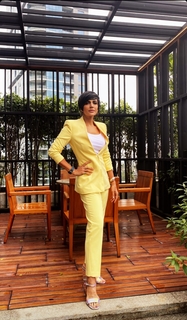 Mandira Bedi feet photo 10