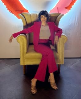 Mandira Bedi feet photo 9