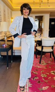 Mandira Bedi feet photo 5