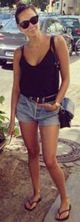 Mandy Grace Capristo feet photo thumbnail