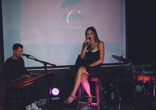 Mandy Grace Capristo feet photo thumbnail