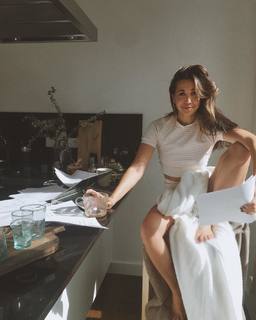 Mandy Grace Capristo feet photo thumbnail