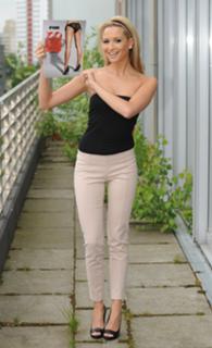 Mandy Grace Capristo feet photo thumbnail