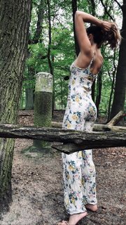 Mandy Grace Capristo feet photo thumbnail