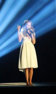 Mandy Grace Capristo feet photo thumbnail