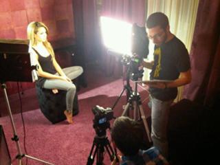 Mandy Grace Capristo feet photo thumbnail