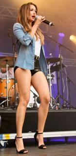 Mandy Grace Capristo feet photo thumbnail