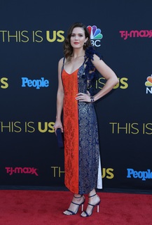 Mandy Moore feet photo thumbnail