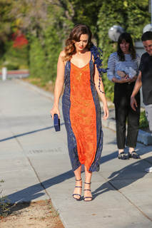 Mandy Moore feet photo thumbnail