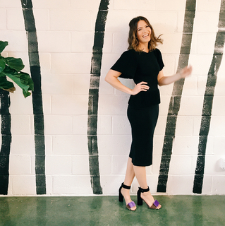 Mandy Moore feet photo thumbnail