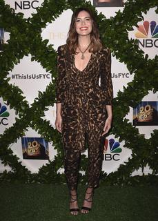 Mandy Moore feet photo thumbnail