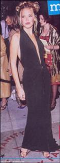 Mandy Moore feet photo thumbnail